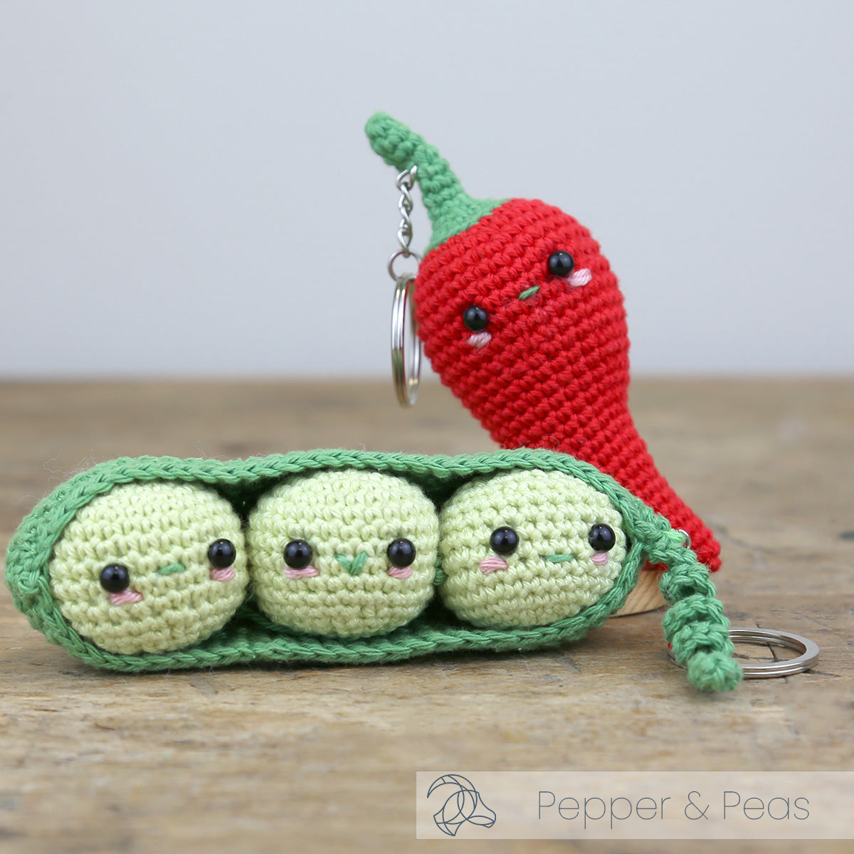 Pepper Bag Pendant Crochet Kit