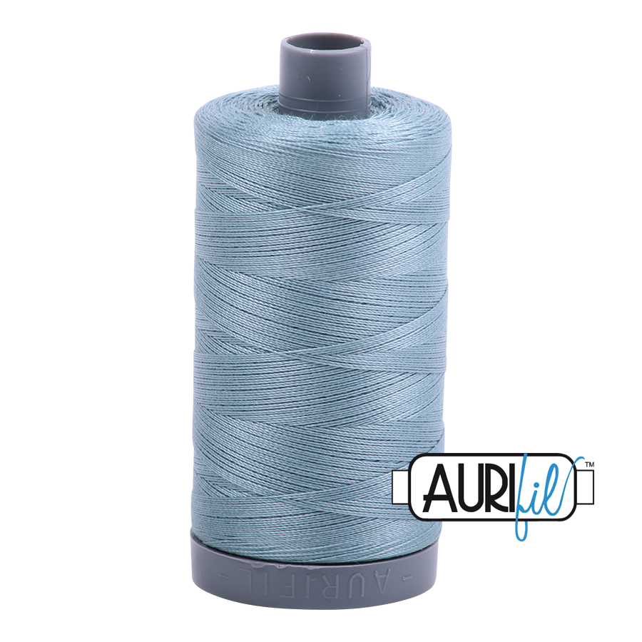 Mako 28 wt Cotton Large Spool 5008 Sugar	Paper