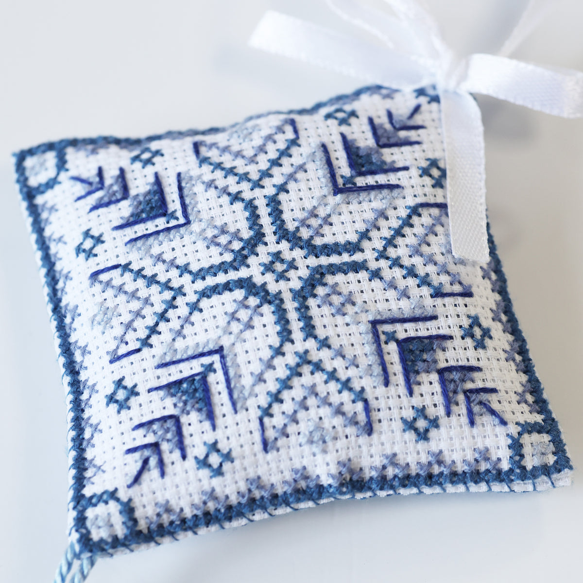 Frosty 3D Ornament  Cross Stitch Kit