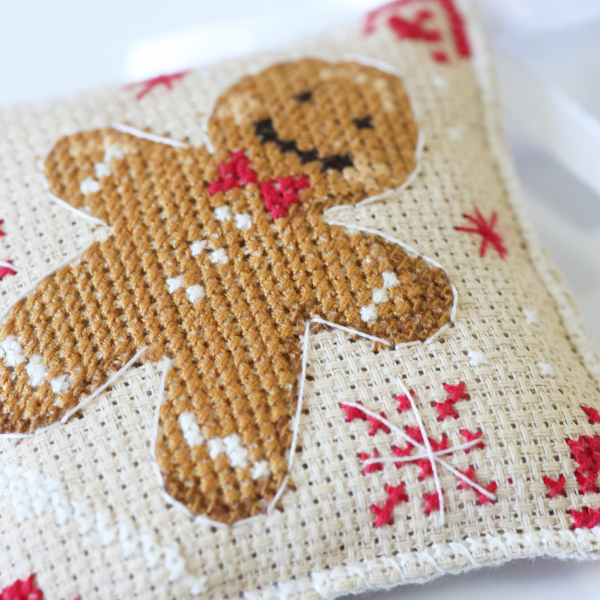 Christmas Treat 3D Ornament Cross Stitch Kit