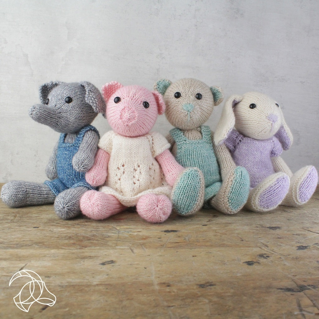 Chloe the Hare Knitting Kit