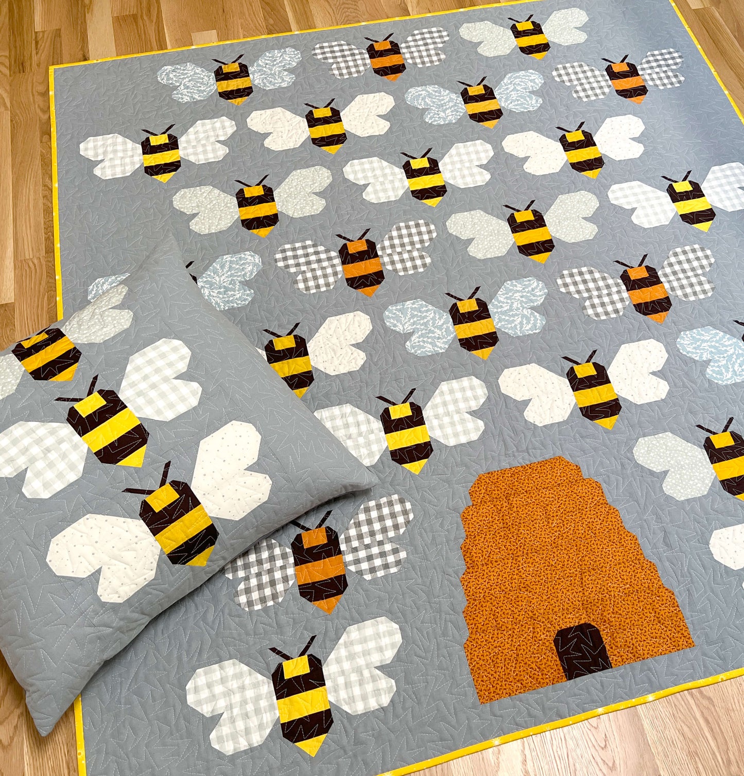Beehive Pattern - Elizabeth Hartman