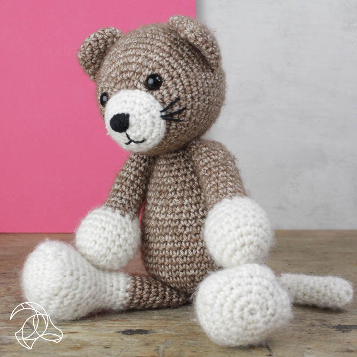 Robbin the Cat Crochet Kit