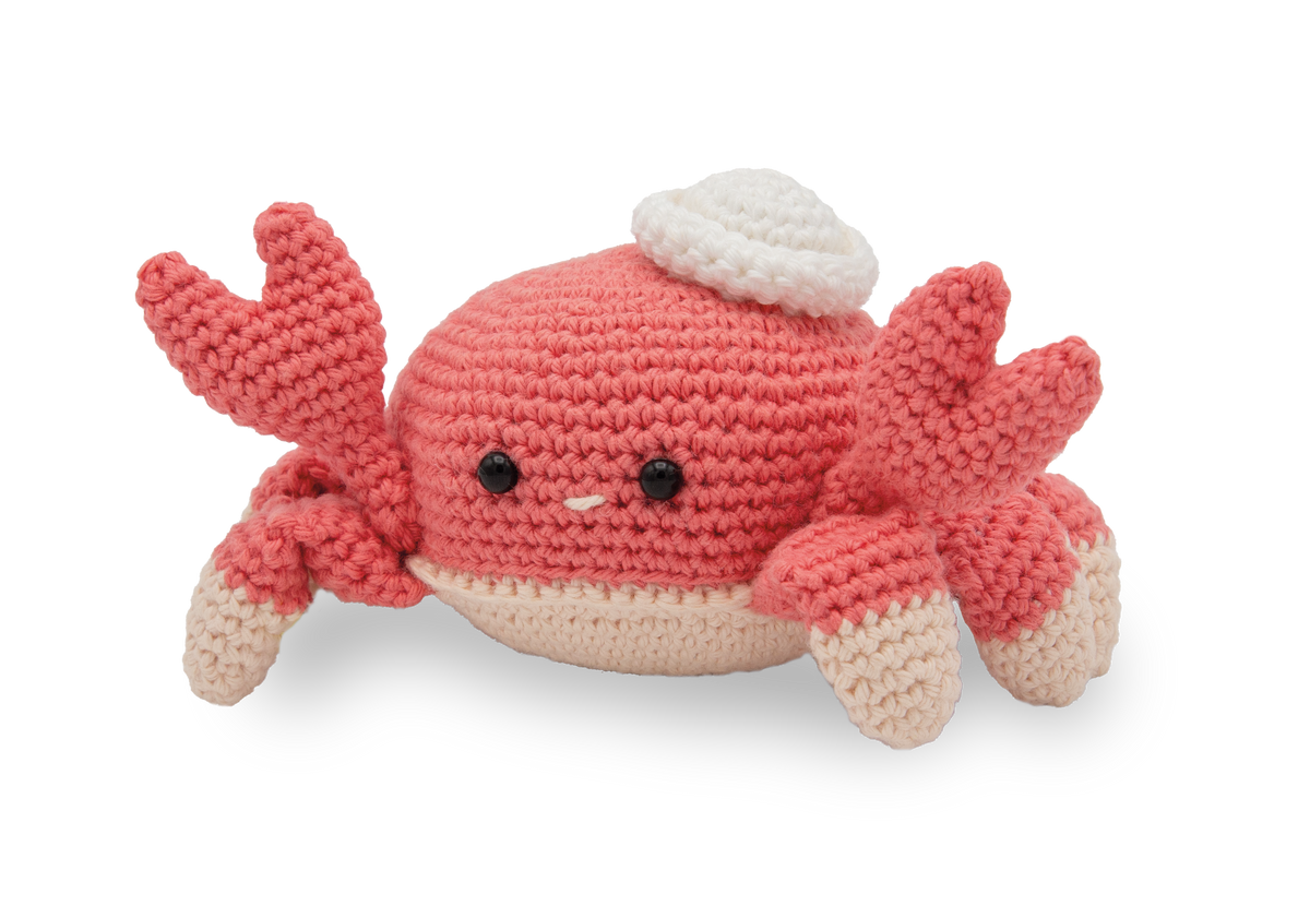 Marleen the Crab Crochet Kit