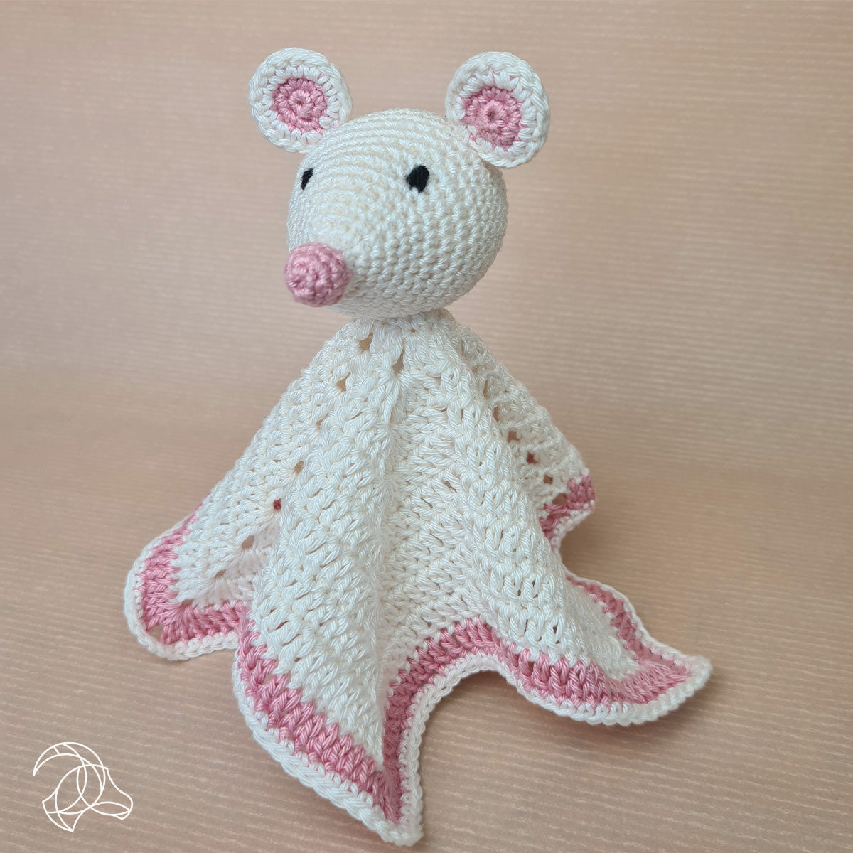 Cuddle Cloth Mouse Crochet Kit