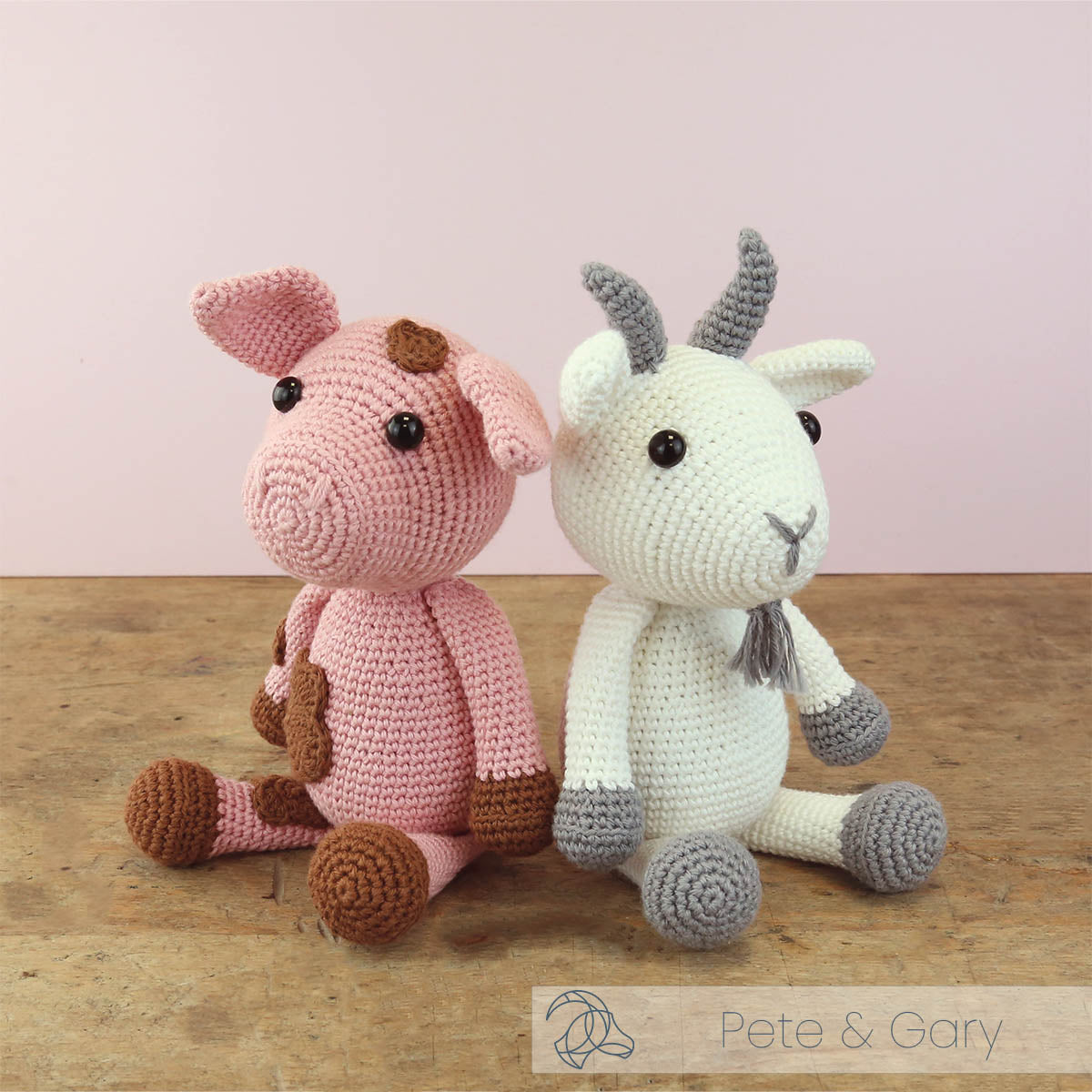 Pete the Pig Crochet Kit