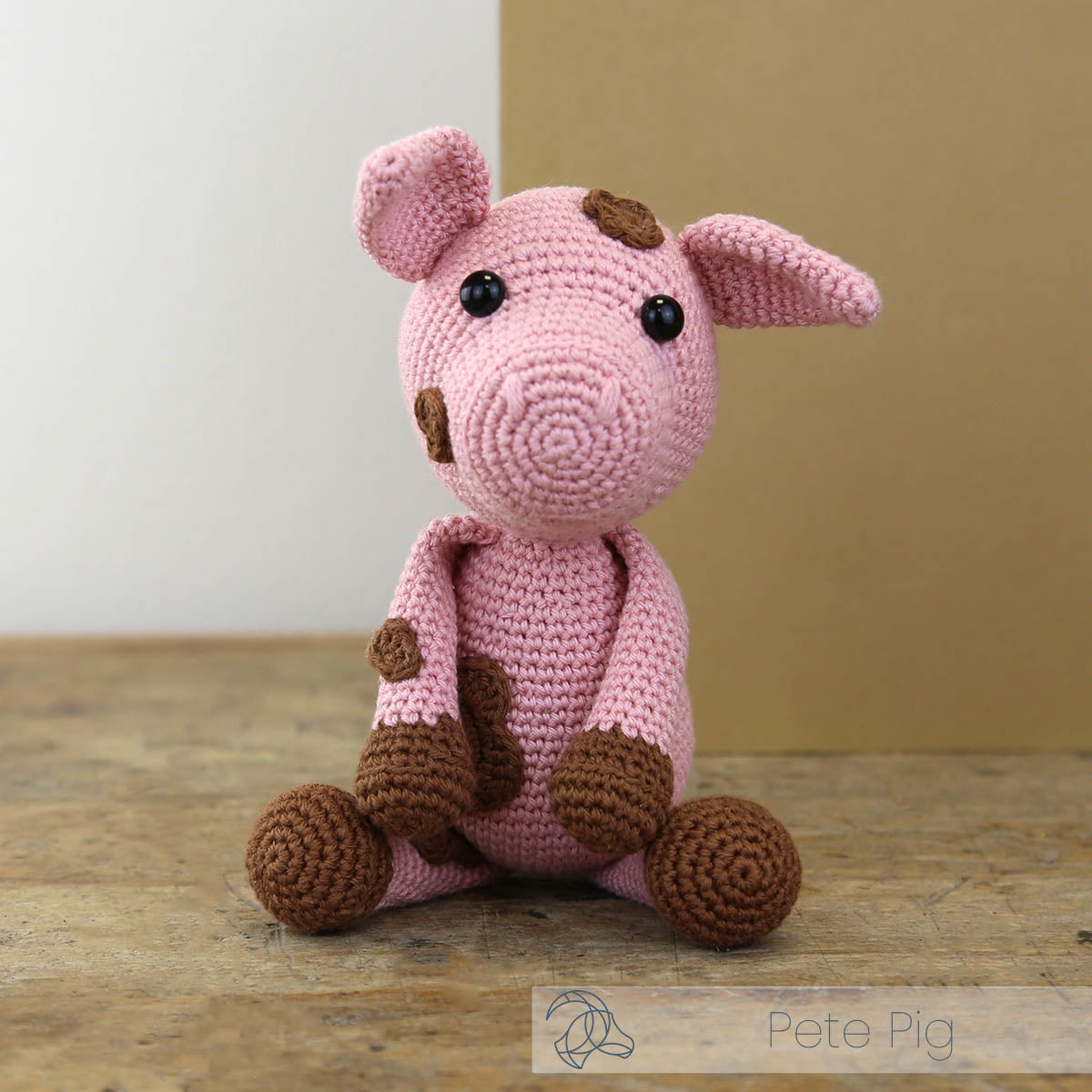 Pete the Pig Crochet Kit
