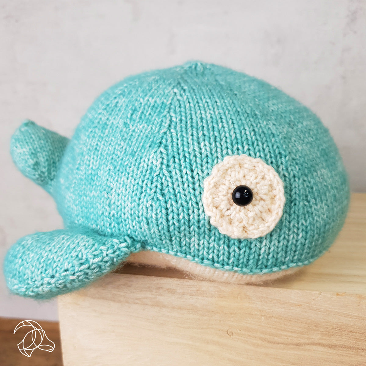 Willy the Whale Knitting Kit