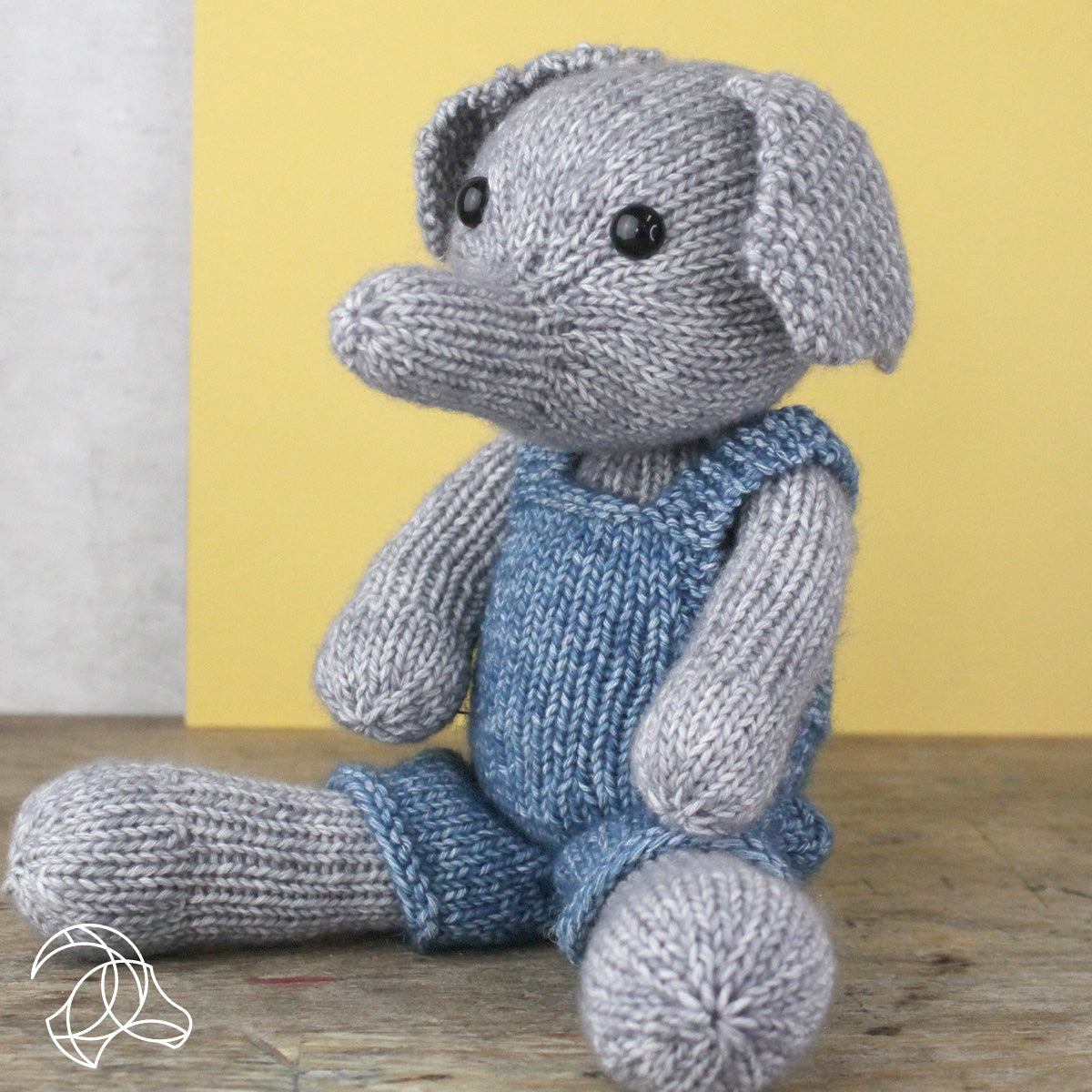 Freek the Elephant Knitting Kit